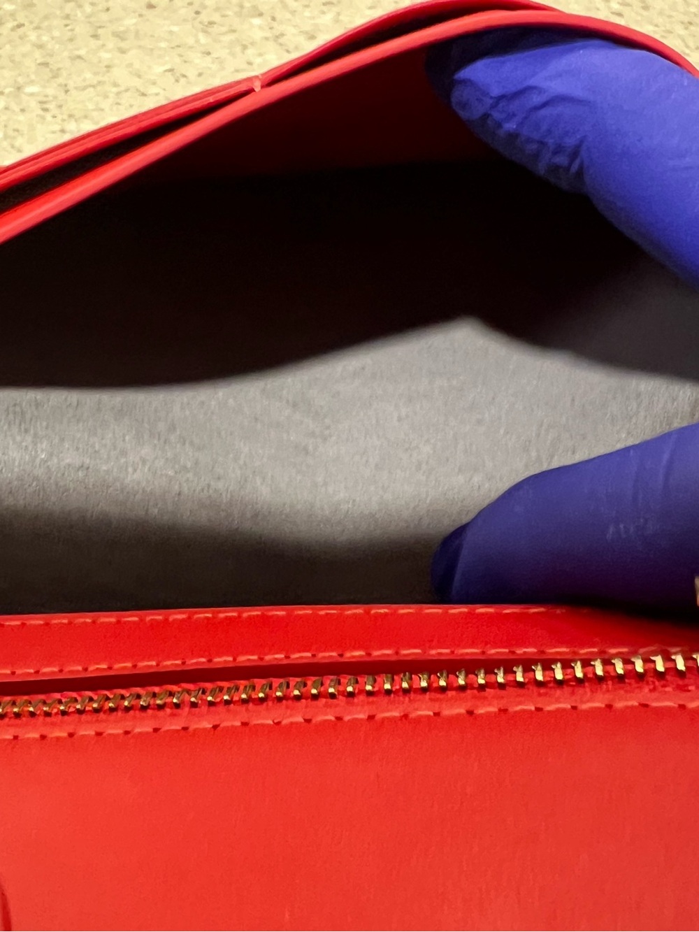 Céline grained Calfskin medium strap Wallet - Picture 12 of 13